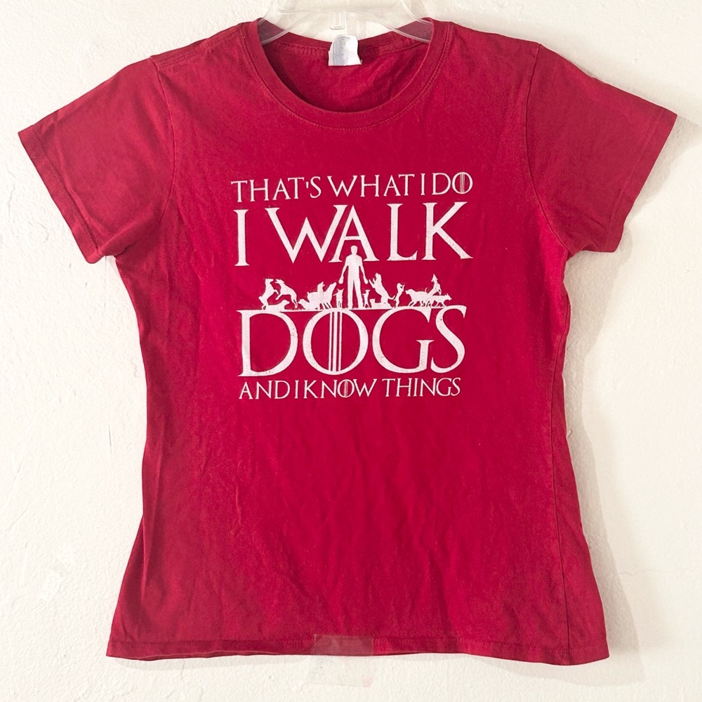 Vintage I Walk Dogs & I Know Things Red Graphic Tee